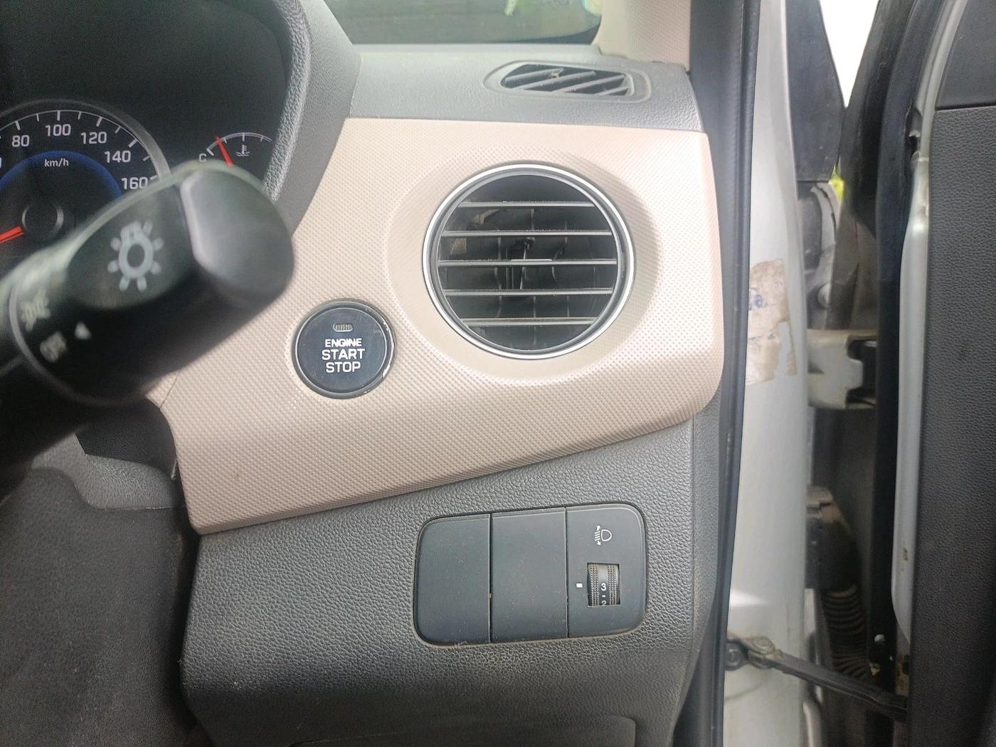 2015 Hyundai Grand i10 ASTA AT 1.2 KAPPA VTVT, Petrol, Automatic, 52,765 km, interior