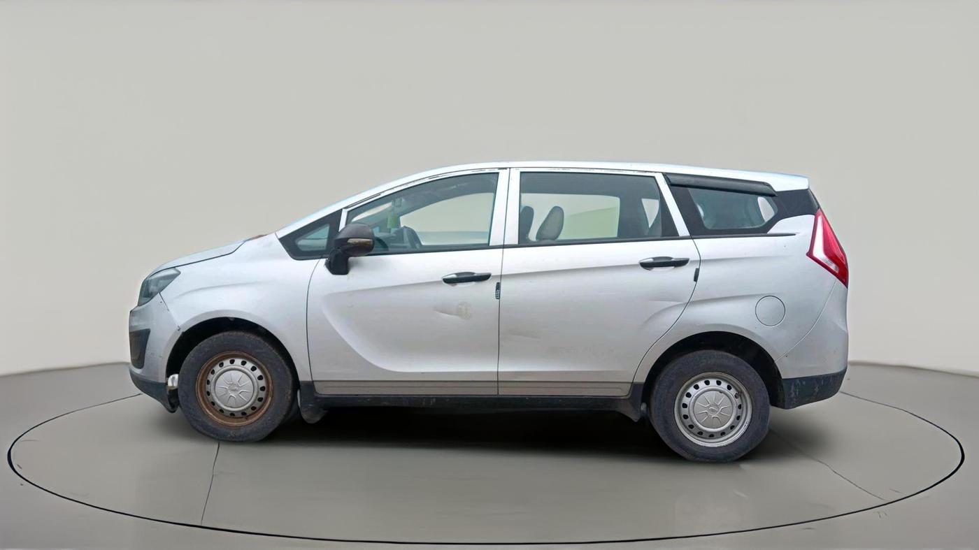 2019 Mahindra MARAZZO M2 7STR, Diesel, Manual, 2,18,329 km, exterior