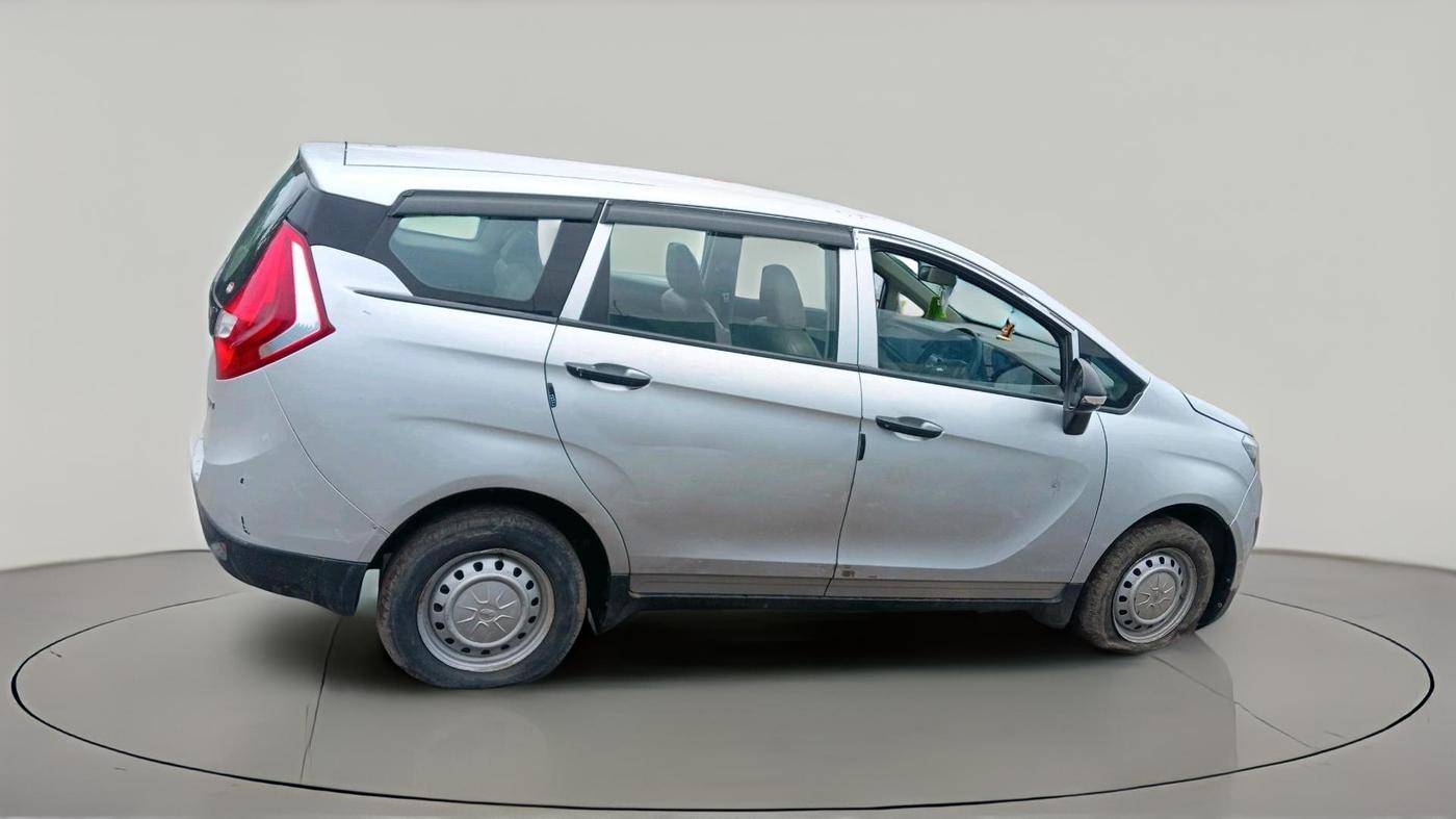 2019 Mahindra MARAZZO M2 7STR, Diesel, Manual, 2,18,329 km, exterior