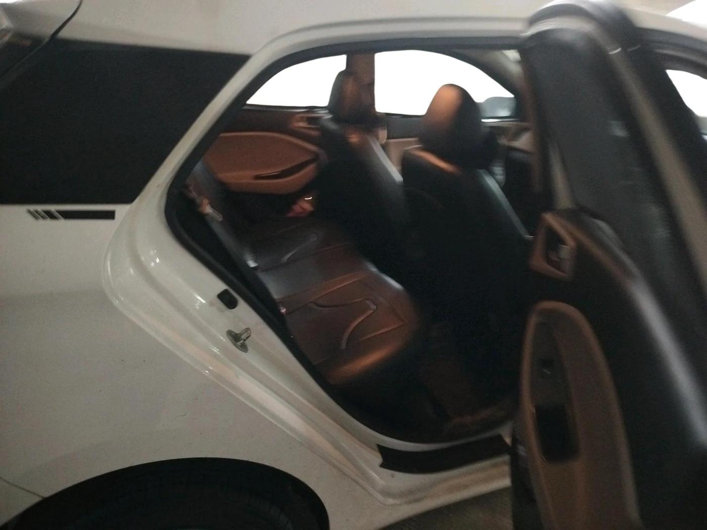 2019 Hyundai Elite i20 MAGNA PLUS 1.2, Petrol, Manual, 85,645 km, interior