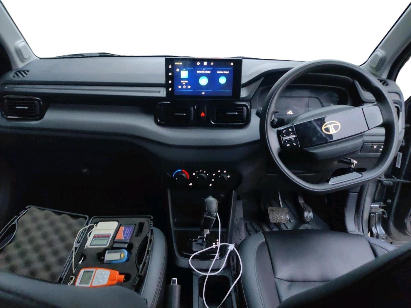 2026 Tata PUNCH Pure Plus CNG AMT, CNG, Automatic, 2,945 km, interior