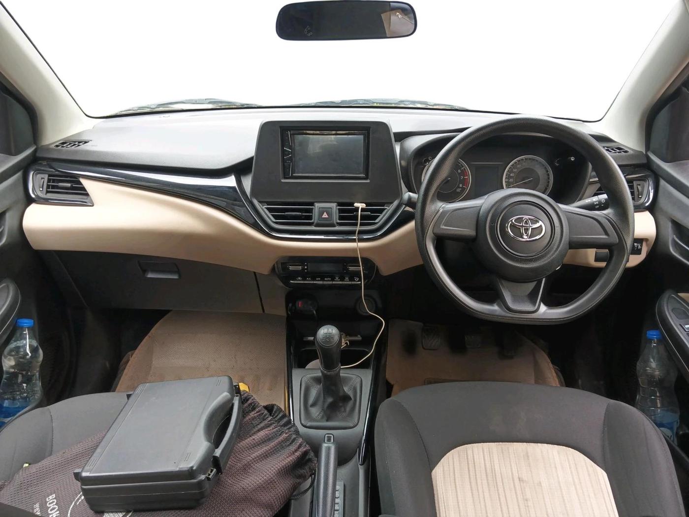 2023 Toyota Glanza E, Petrol, Manual, 22,172 km, interior
