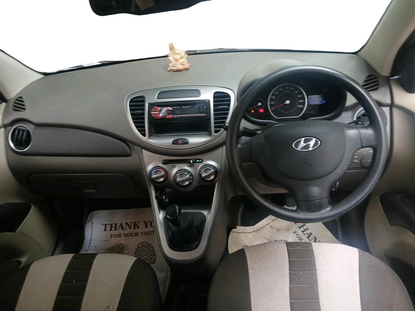 2013 Hyundai i10 MAGNA 1.1, Petrol, Manual, 90,967 km, interior