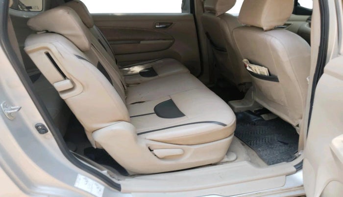 2014 Maruti Ertiga VDI, Diesel, Manual, 1,04,829 km, interior
