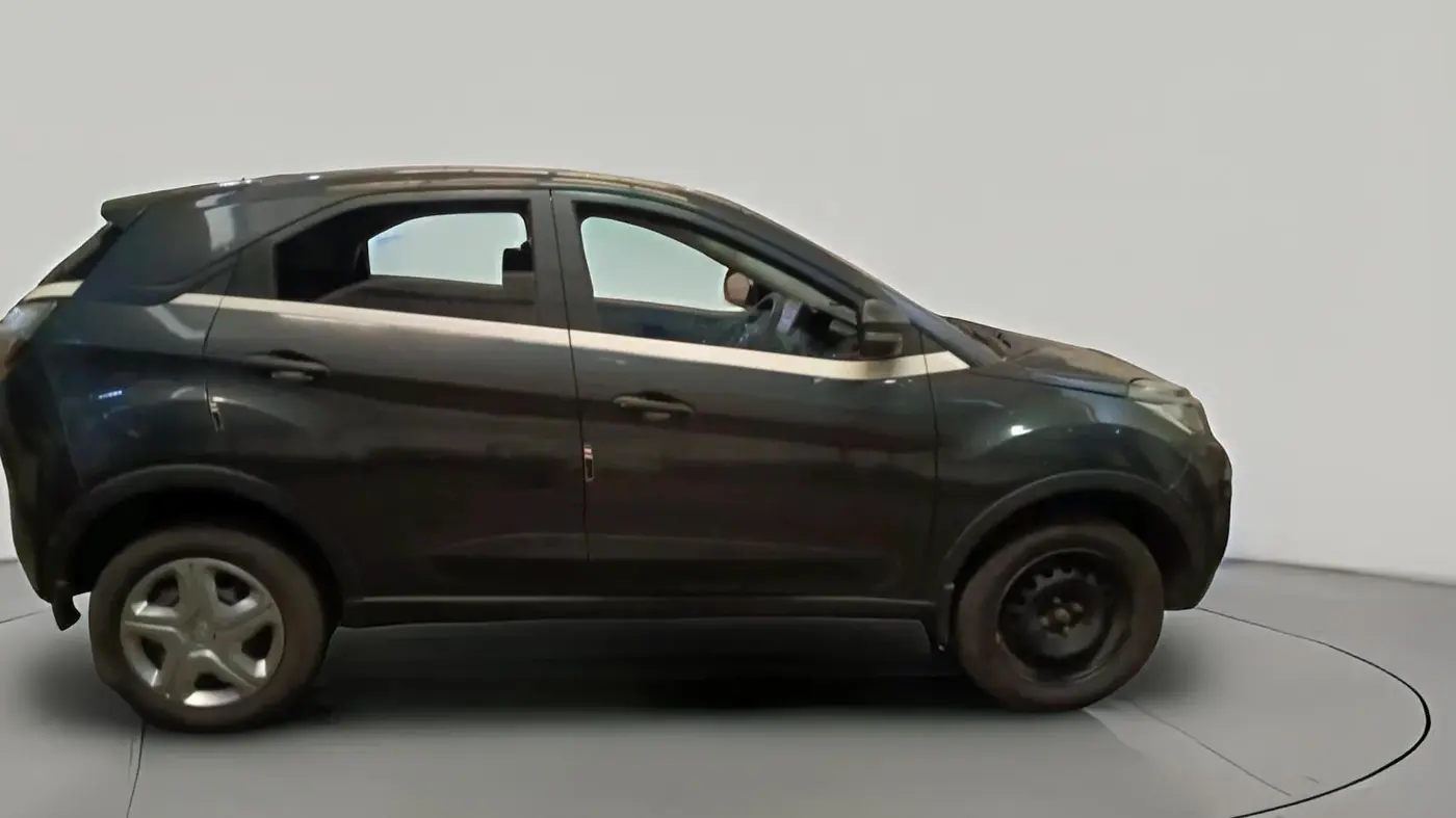 2019 Tata NEXON XM PETROL, Petrol, Manual, 52,187 km, exterior