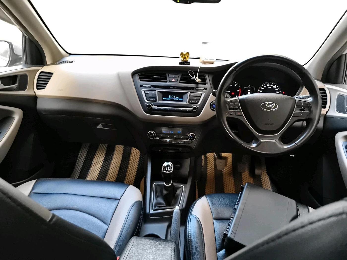 2016 Hyundai Elite i20 ASTA 1.4 CRDI, Diesel, Manual, 46,887 km, interior