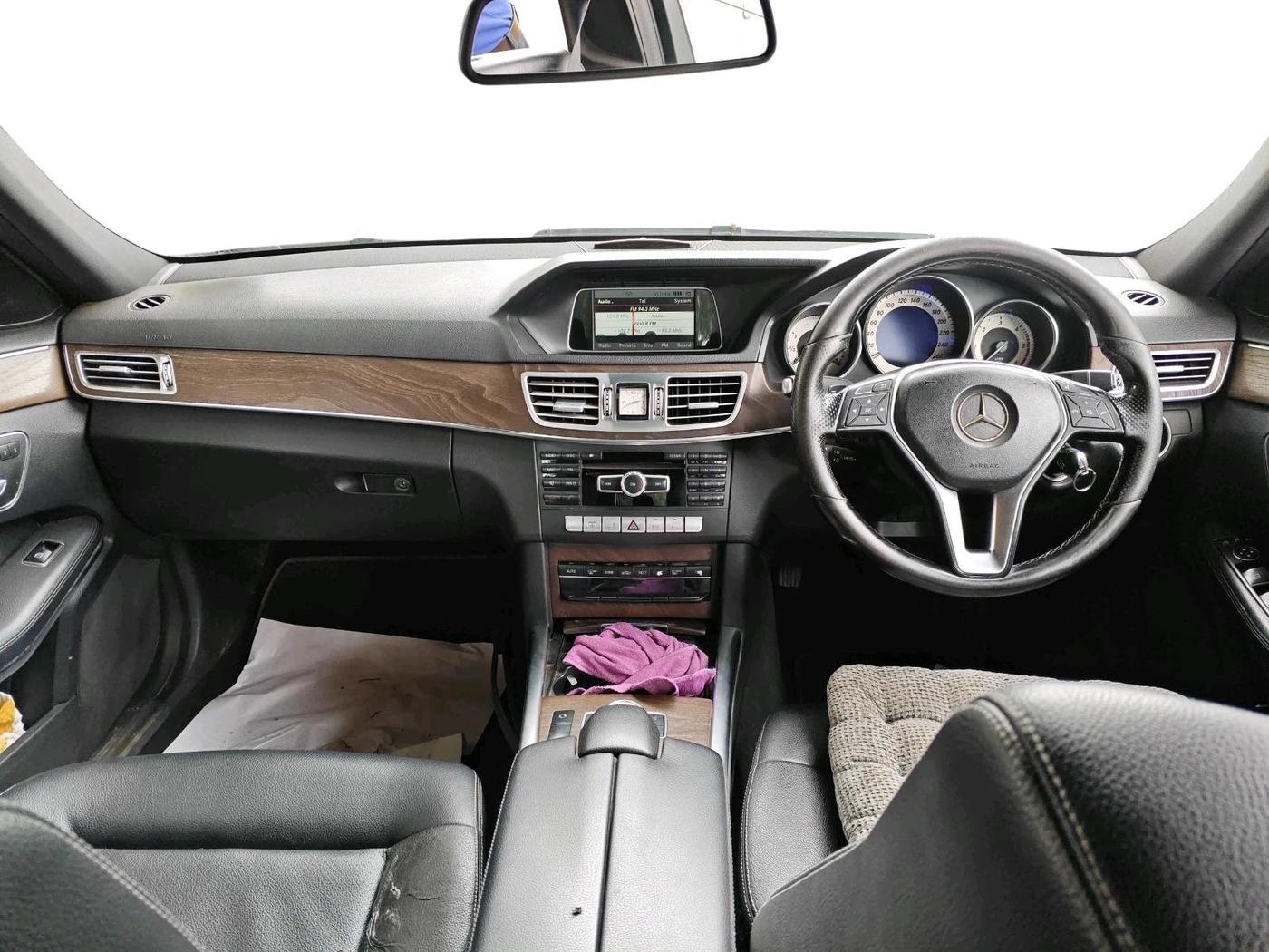 2013 Mercedes Benz E Class E 250 CDI AVANTGARDE, Diesel, Automatic, 1,42,874 km, interior