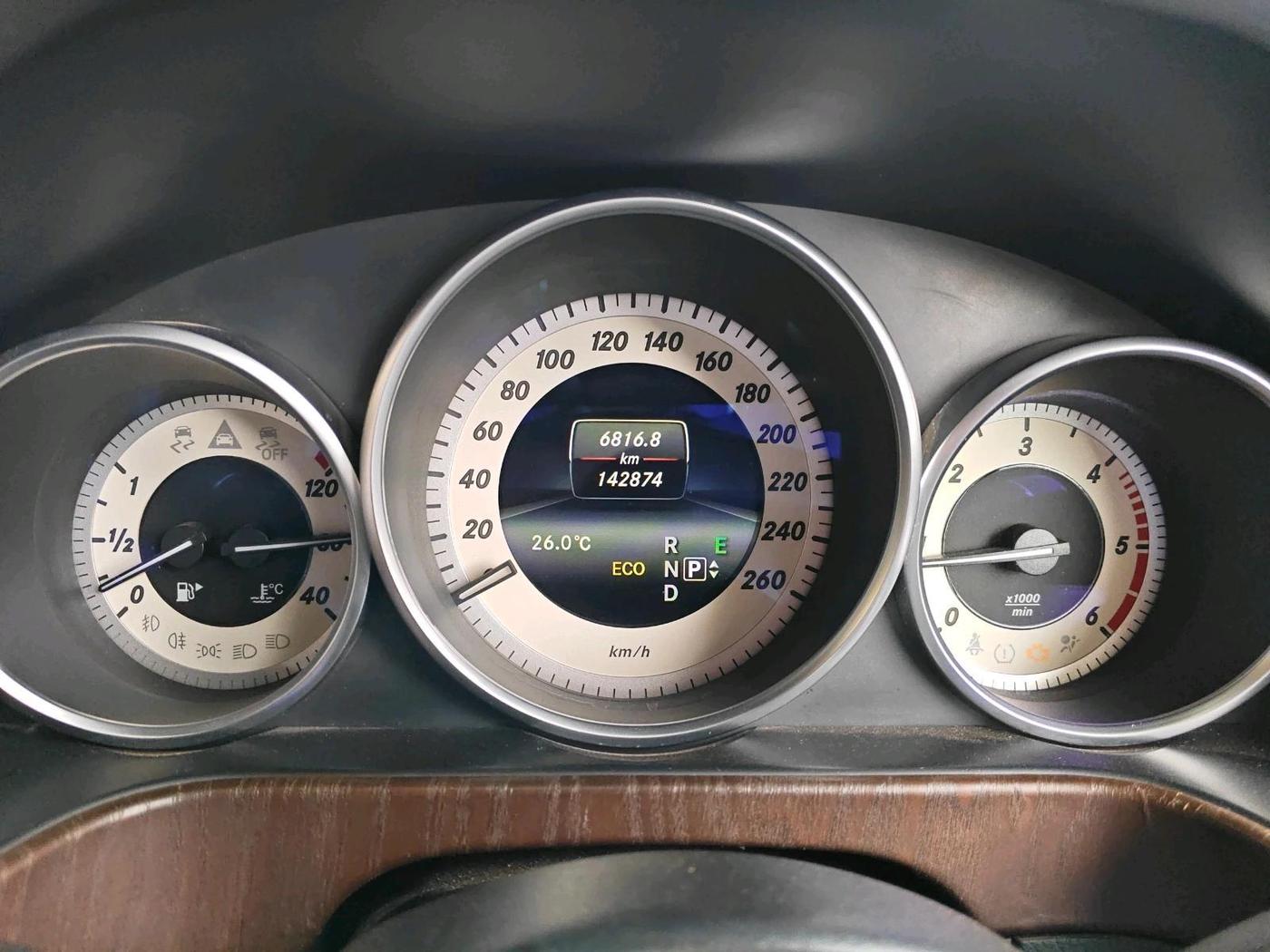 2013 Mercedes Benz E Class E 250 CDI AVANTGARDE, Diesel, Automatic, 1,42,874 km, interior