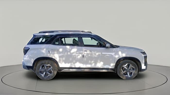 2026 Hyundai ALCAZAR Corporate Diesel 1.5L Turbo MT 7 STR, Diesel, Manual, 4,504 km, exterior
