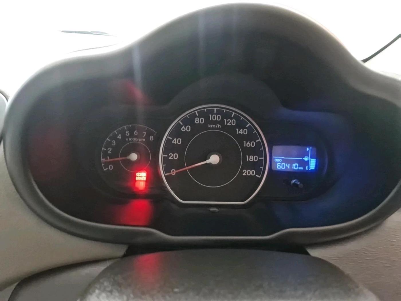 2012 Hyundai i10 MAGNA 1.1, Petrol, Manual, 60,410 km, interior