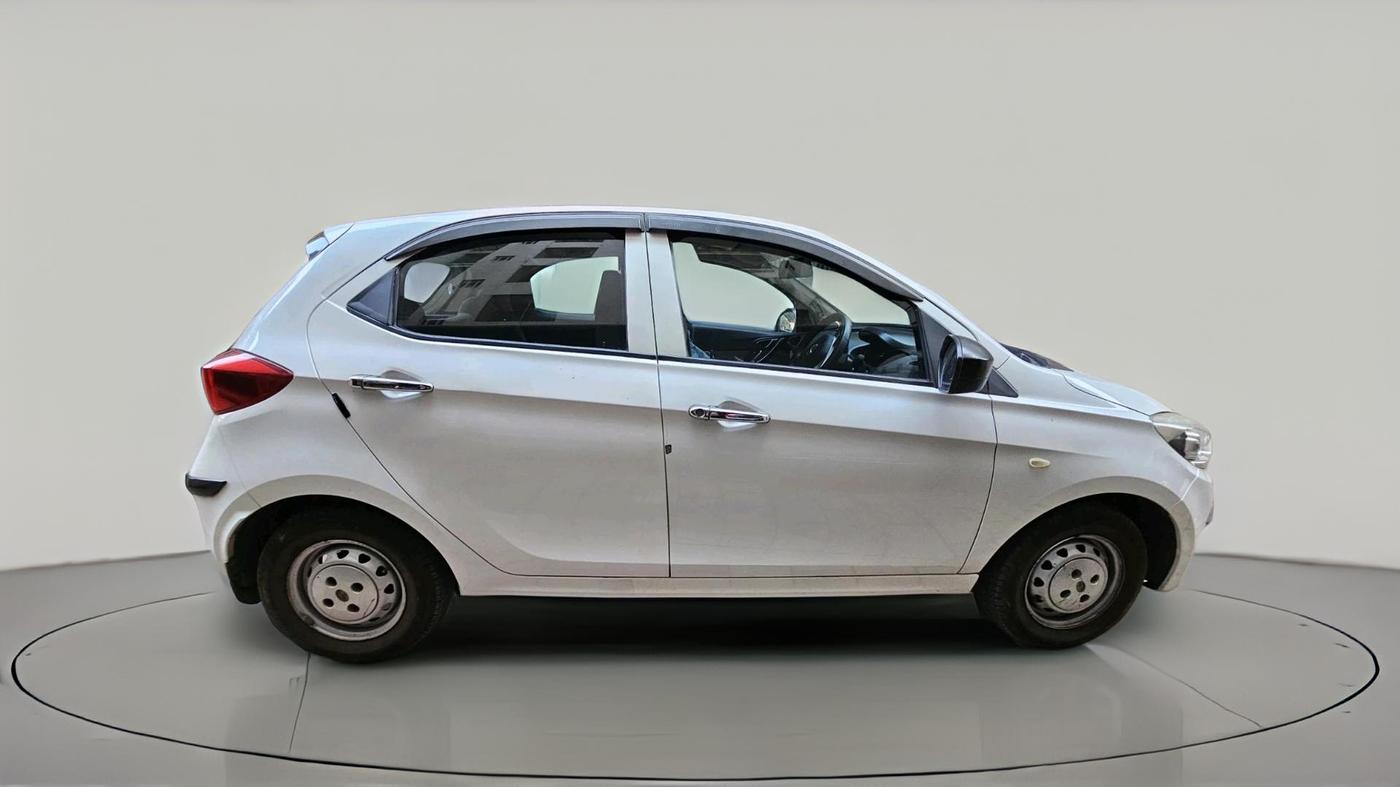 2017 Tata Tiago XM PETROL, Petrol, Manual, 28,630 km, exterior