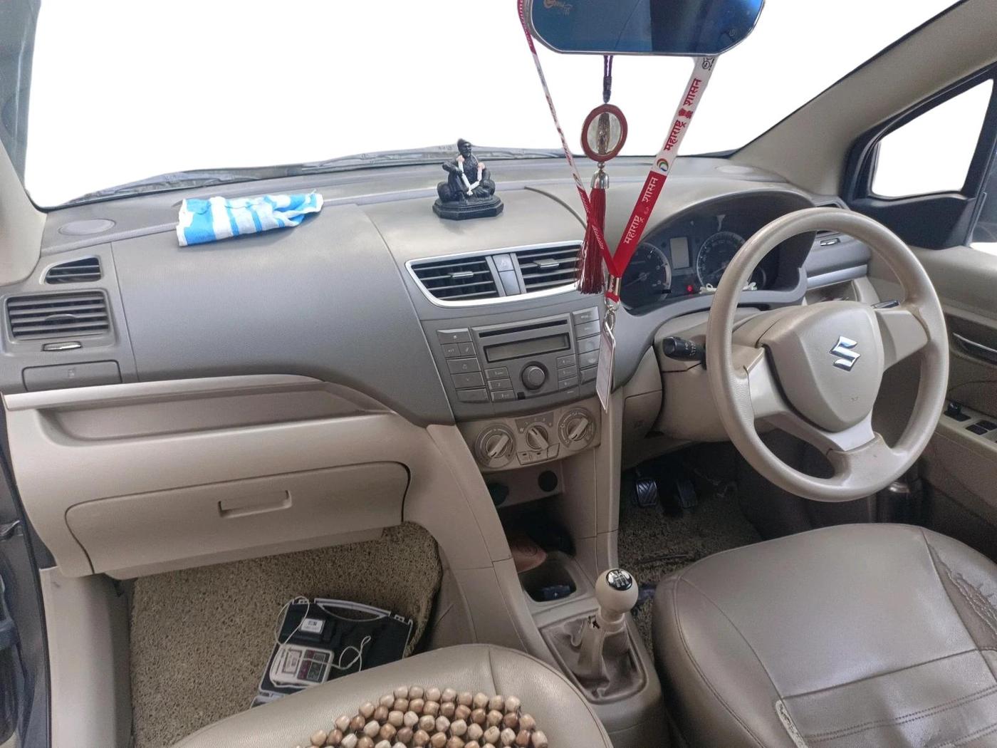 2014 Maruti Ertiga VDI, Diesel, Manual, 2,11,399 km, interior