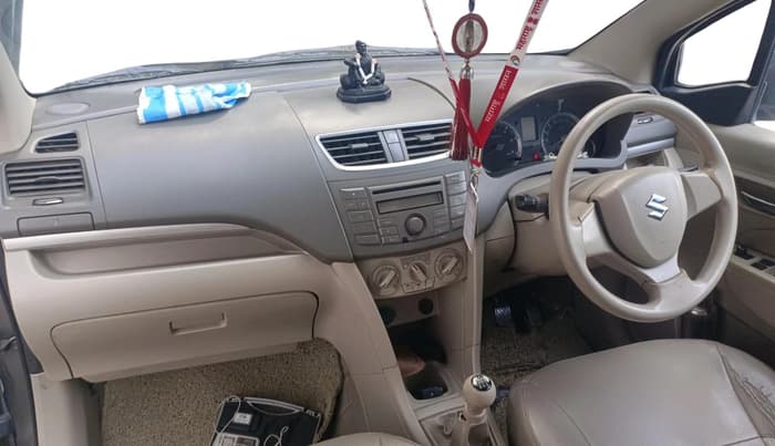 2014 Maruti Ertiga VDI, Diesel, Manual, 2,11,399 km, interior