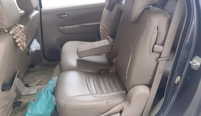 2014 Maruti Ertiga VDI, Diesel, Manual, 2,11,399 km, interior