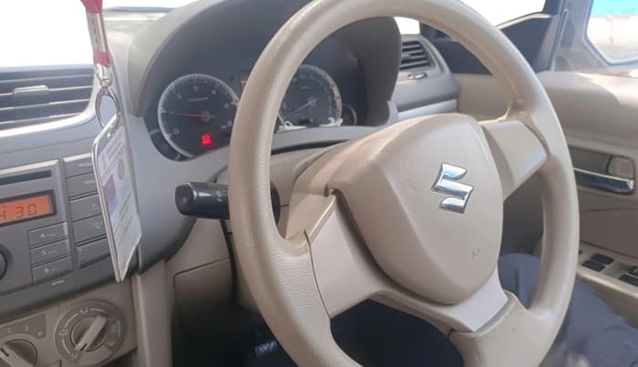 2014 Maruti Ertiga VDI, Diesel, Manual, 2,11,399 km, interior