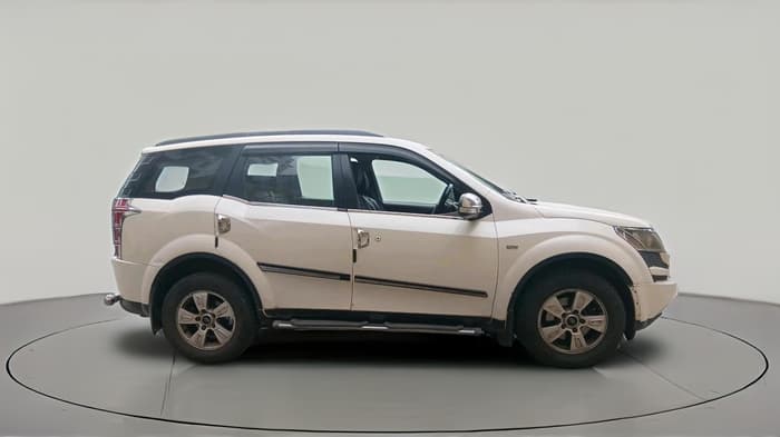 2012 Mahindra XUV500 W8, Diesel, Manual, 1,51,302 km, exterior