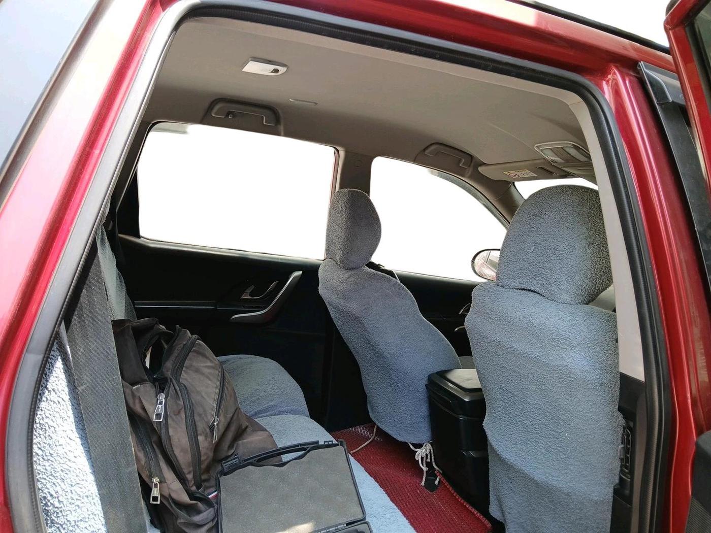 2018 Mahindra XUV500 W7 AT, Diesel, Automatic, 90,108 km, interior