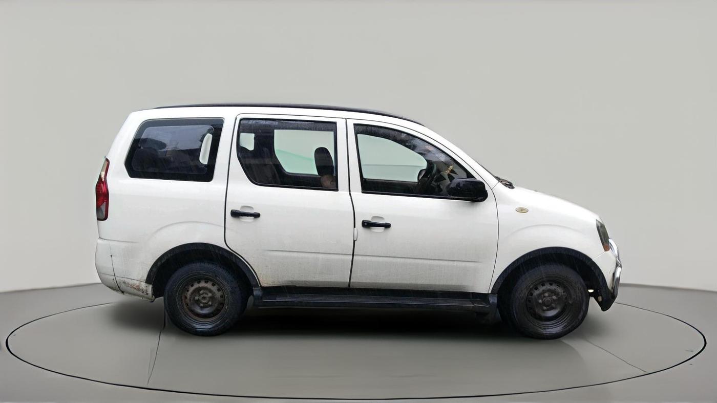 2012 Mahindra Xylo D4, Diesel, Manual, 1,06,083 km, exterior