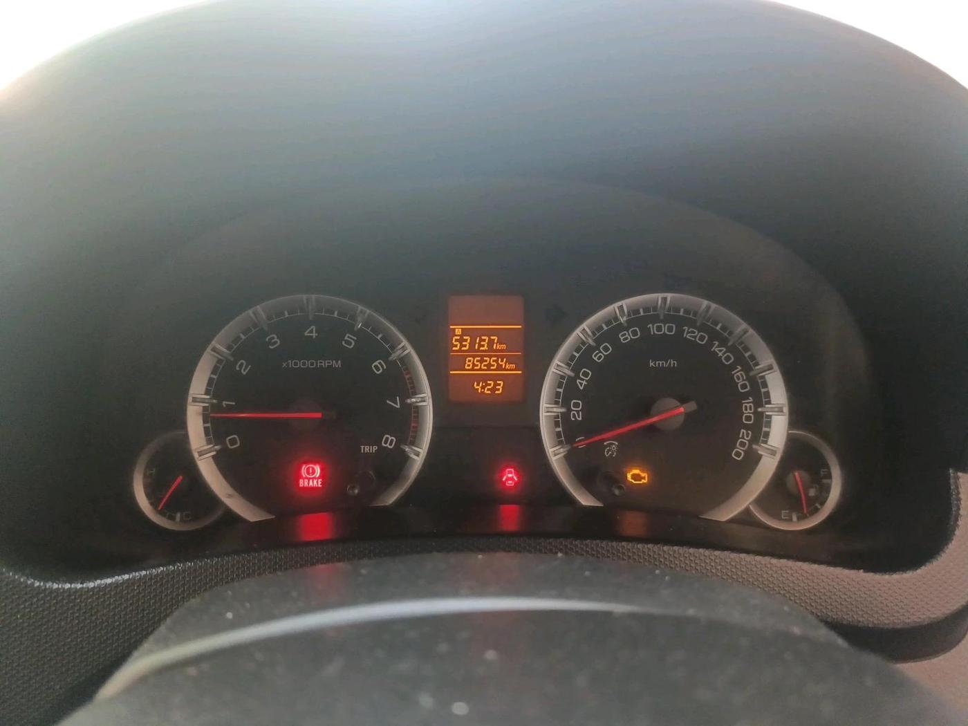 2011 Maruti Swift VXI, Petrol, Manual, 85,254 km, interior