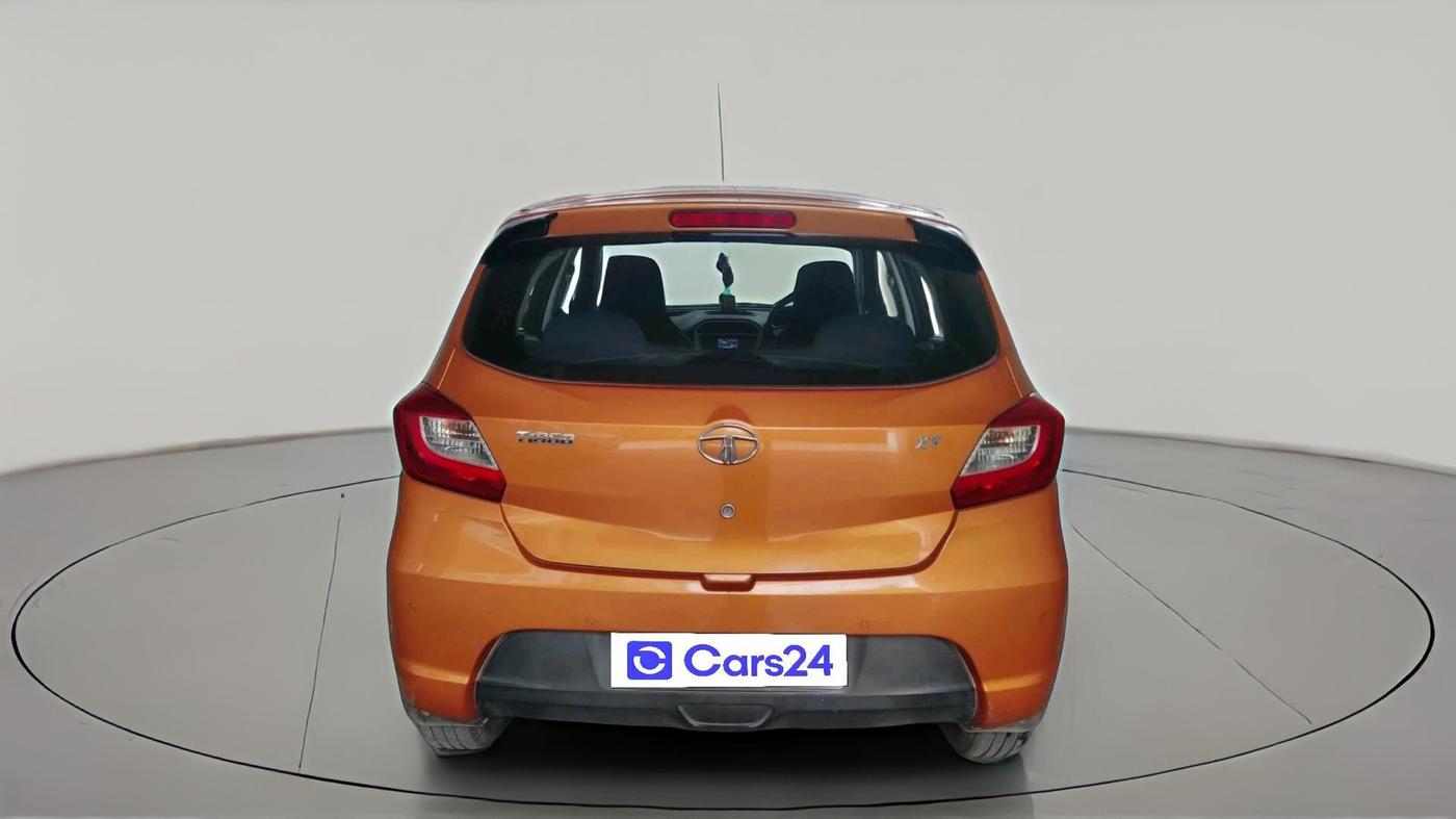 2017 Tata Tiago XT (O) PETROL, Petrol, Manual, 26,301 km, exterior
