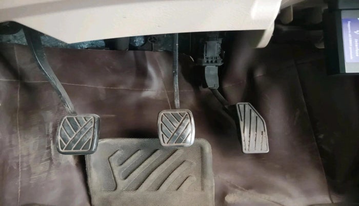 2023 Maruti Ertiga ZXI (O) CNG, CNG, Manual, 1,07,115 km, interior