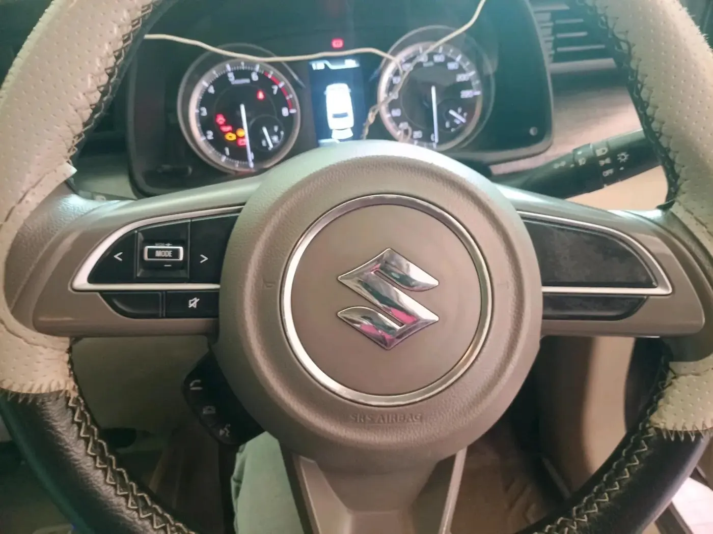 2023 Maruti Ertiga ZXI (O) CNG, CNG, Manual, 1,07,115 km, interior