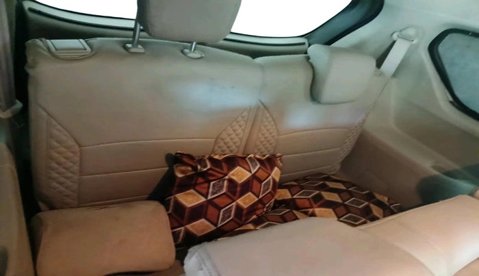 2023 Maruti Ertiga ZXI (O) CNG, CNG, Manual, 1,07,115 km, interior