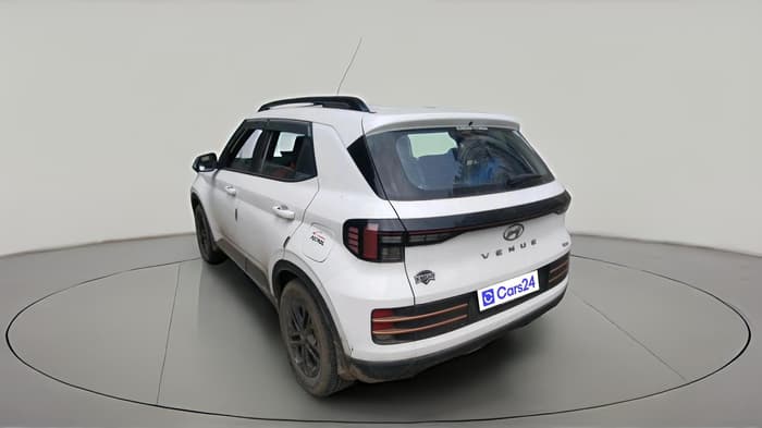 2023 Hyundai VENUE SX(O) 1.0 Turbo DCT Knight Edition, Petrol, Automatic, 35,746 km, exterior