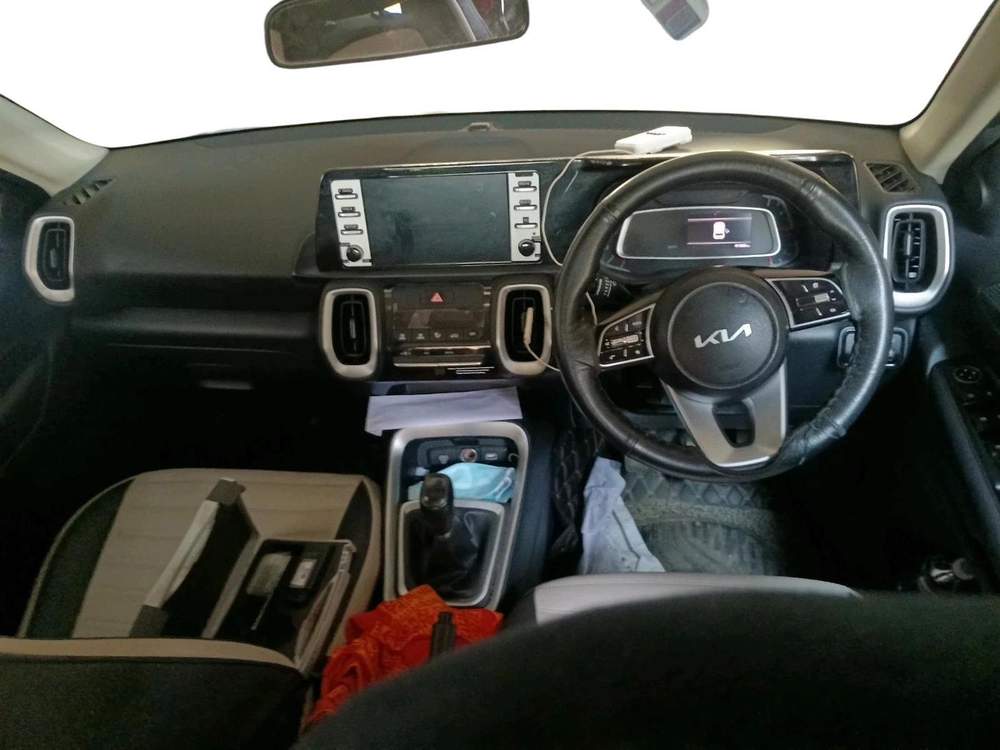 2024 KIA SONET HTK (O) 1.5 Diesel MT, Diesel, Manual, 41,569 km, interior
