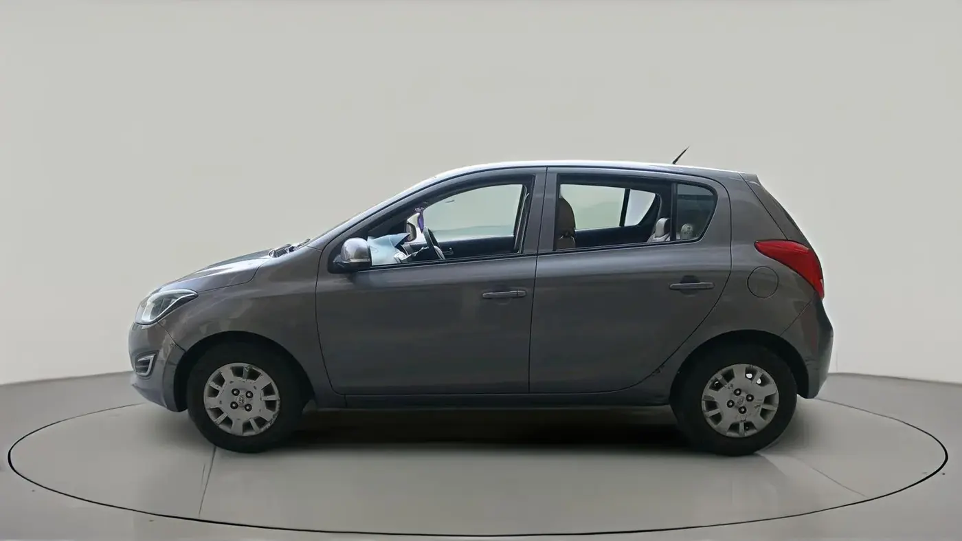 2013 Hyundai i20 MAGNA 1.2, Petrol, Manual, 71,834 km, exterior