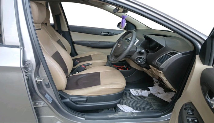 2013 Hyundai i20 MAGNA 1.2, Petrol, Manual, 71,834 km, interior