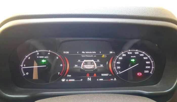 2023 Mahindra SCORPIO-N Z8 L DIESEL MT 2WD 7 STR, Diesel, Manual, 50,067 km, interior