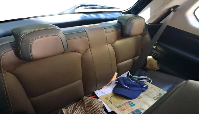 2023 Mahindra SCORPIO-N Z8 L DIESEL MT 2WD 7 STR, Diesel, Manual, 50,067 km, interior