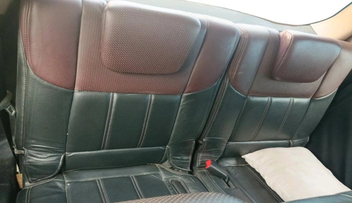 2014 Mahindra XUV500 W8, Diesel, Manual, 1,34,151 km, interior