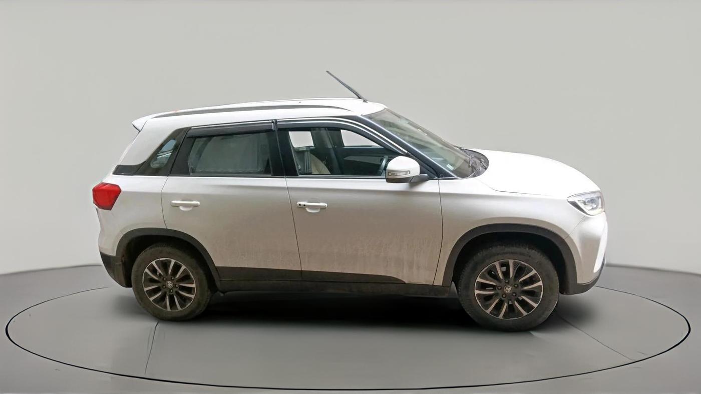 2022 Toyota URBAN CRUISER PREMIUM GRADE AT, Petrol, Automatic, 1,01,248 km, exterior