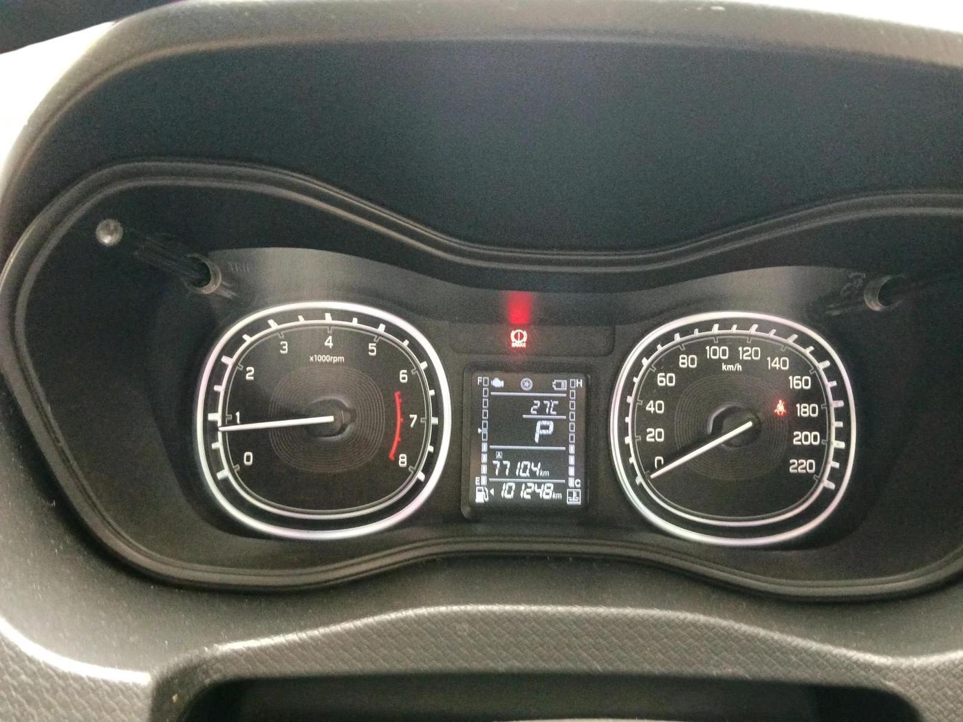 2022 Toyota URBAN CRUISER PREMIUM GRADE AT, Petrol, Automatic, 1,01,248 km, interior