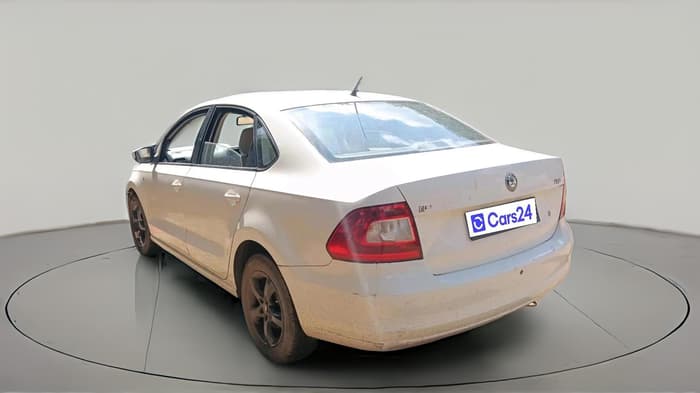 2012 Skoda Rapid AMBITION 1.6 MPI AT, Petrol, Automatic, 56,601 km, exterior