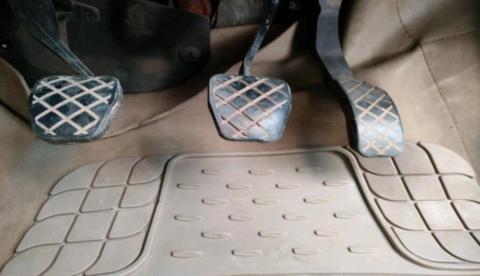 2013 Volkswagen Vento HIGHLINE DIESEL 1.6, Diesel, Manual, 97,447 km, interior