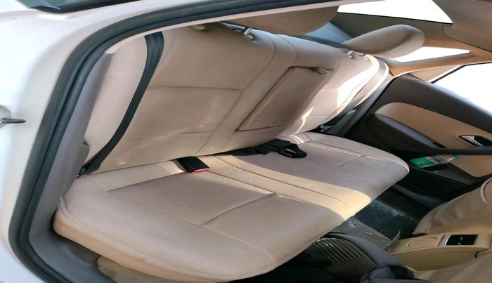 2013 Volkswagen Vento HIGHLINE DIESEL 1.6, Diesel, Manual, 97,447 km, interior