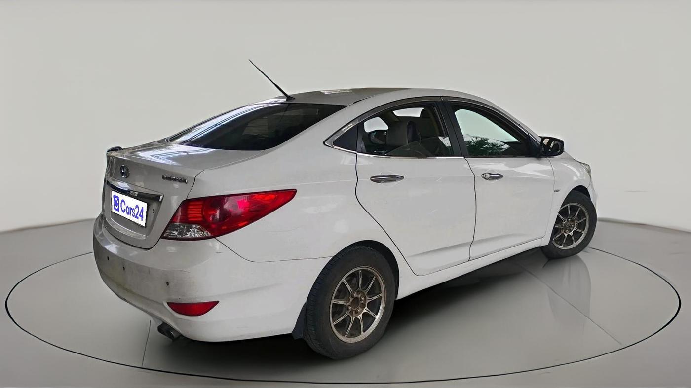2012 Hyundai Verna FLUIDIC 1.6 EX CRDI AT, Diesel, Automatic, 1,03,622 km, exterior