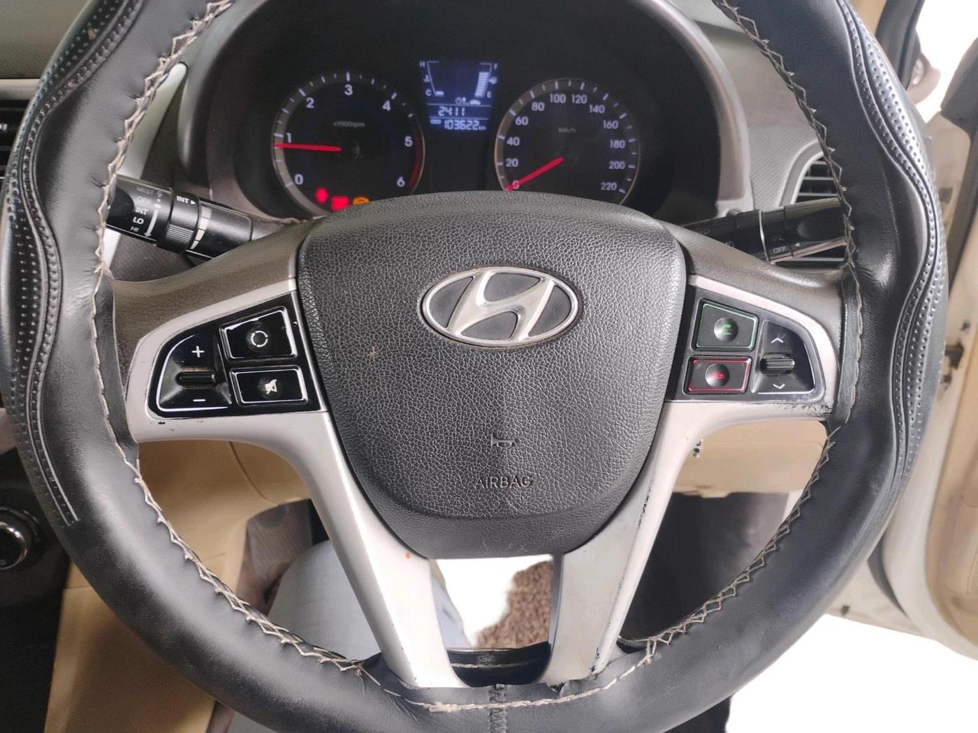 2012 Hyundai Verna FLUIDIC 1.6 EX CRDI AT, Diesel, Automatic, 1,03,622 km, interior