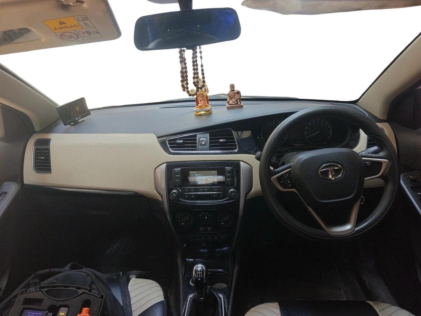 2015 Tata Zest XMS PETROL, Petrol, Manual, 85,309 km, interior