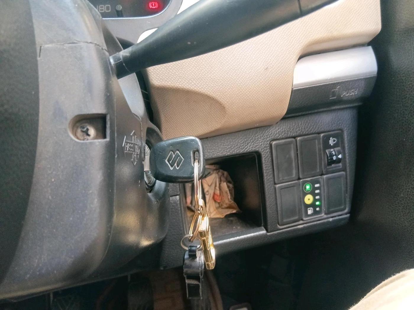 2017 Maruti Wagon R 1.0 LXI CNG, CNG, Manual, 1,62,629 km, interior