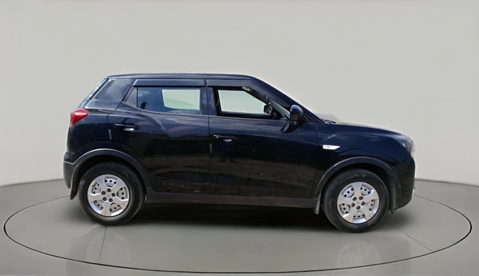 2022 Mahindra XUV300 W4 1.2 PETROL, Petrol, Manual, 1,06,535 km, exterior