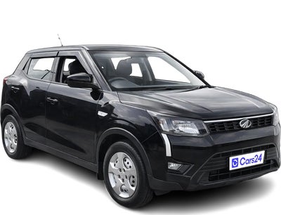 2022 Mahindra XUV300 - SUV - Petrol - Manual - ₹5.50 lakh