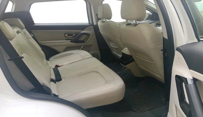 2022 Tata Safari XZA PLUS GOLD, Diesel, Automatic, 42,686 km, interior