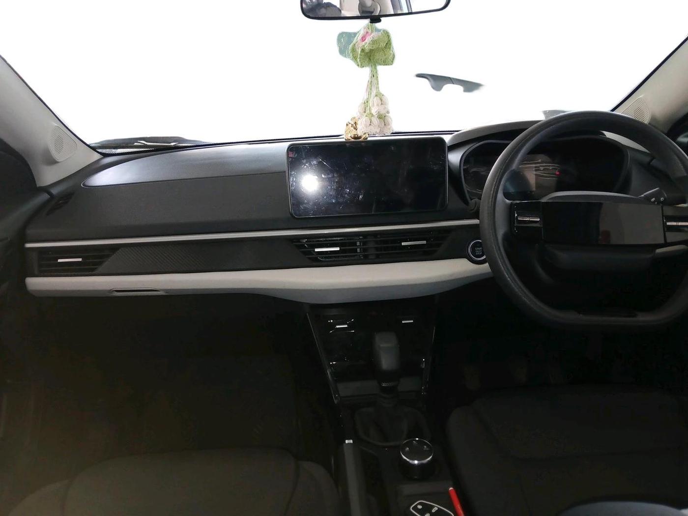 2025 Tata NEXON CREATIVE 1.2 PETROL, Petrol, Manual, 8,520 km, interior