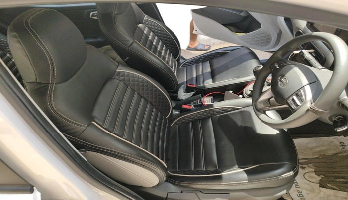 2023 Hyundai GRAND I10 NIOS SPORTZ 1.2 KAPPA VTVT, Petrol, Manual, 8,595 km, interior