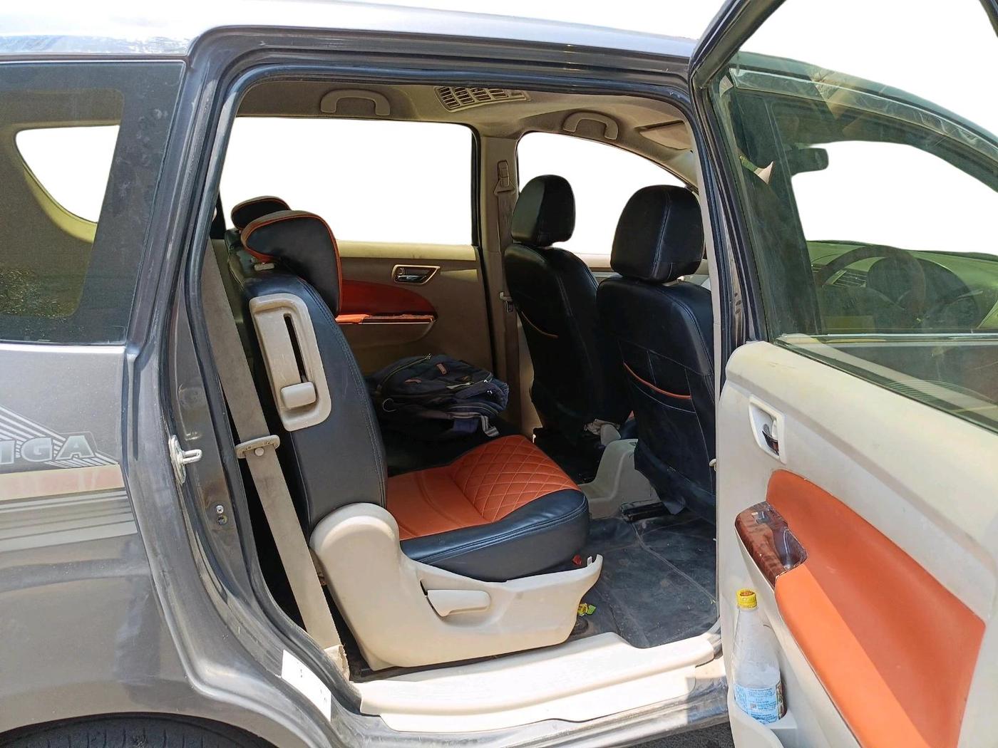 2015 Maruti Ertiga VXI CNG, CNG, Manual, 1,82,979 km, interior