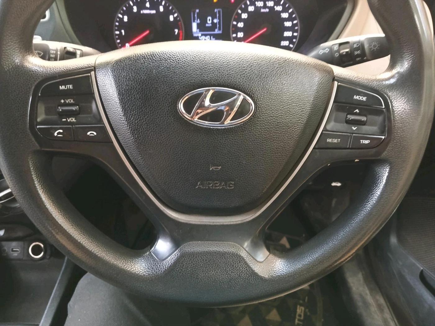 2019 Hyundai Elite i20 MAGNA PLUS 1.2, Petrol, Manual, 1,52,416 km, interior